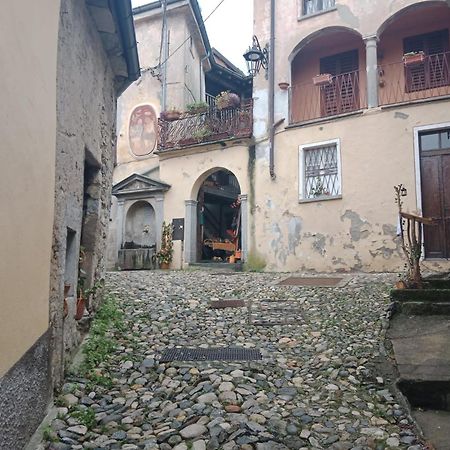 La Corte Del Poeta Arcumeggia Екстер'єр фото